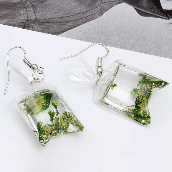 charm funny transparent fish earrings for women teens unusual funny pendants hanging earrings female fashion fish earring jewelry gift w0422, Golden
charm funny transparent fish earrings for women teens unusual funny pendants hanging earrings female fashion fish earring jewelry gift w0422, Golden