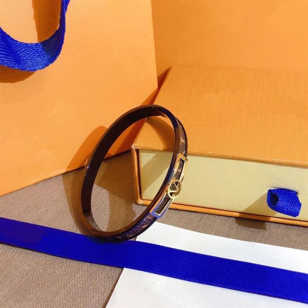 new style bracelets women bangle designer letter jewelry faux leather 18k gold plated stainless steel womens wristband wedding gif320u, Black 
new style bracelets women bangle designer letter jewelry faux leather 18k gold plated stainless steel womens wristband wedding gif320u, Black
