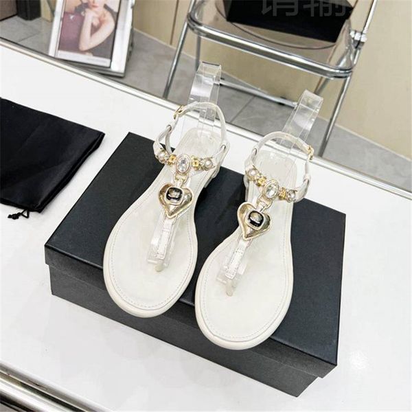 fashion women's sandals 2023 channel luxury brand letter logo summer women's high heels men's casual student flats 08-016, Black
fashion women's sandals 2023 channel luxury brand letter logo summer women's high heels men's casual student flats 08-016, Black