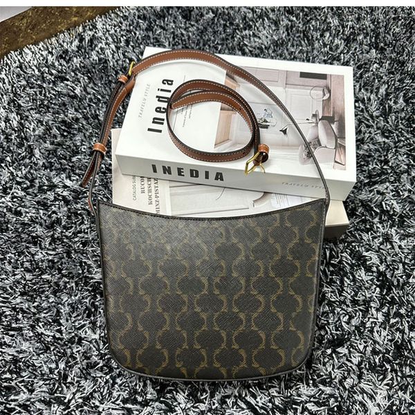 minimalist underarm bag women hobo shoulder bags crossbody handbag genuine leather fashion letter print zipper open removable shoulder strap
minimalist underarm bag women hobo shoulder bags crossbody handbag genuine leather fashion letter print zipper open removable shoulder strap