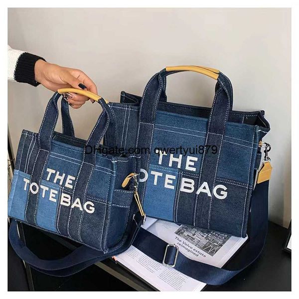 qwertyui879 shoulder bags kalidi fashion patchwork denim tote bag designer letters women handbags luxury shoulder crossbody bags casaul big
qwertyui879 shoulder bags kalidi fashion patchwork denim tote bag designer letters women handbags luxury shoulder crossbody bags casaul big