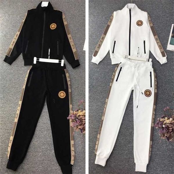 22% off cotton casual and fashionable sportswear women's cardigan two-piece set oversized european trend, White
22% off cotton casual and fashionable sportswear women's cardigan two-piece set oversized european trend, White