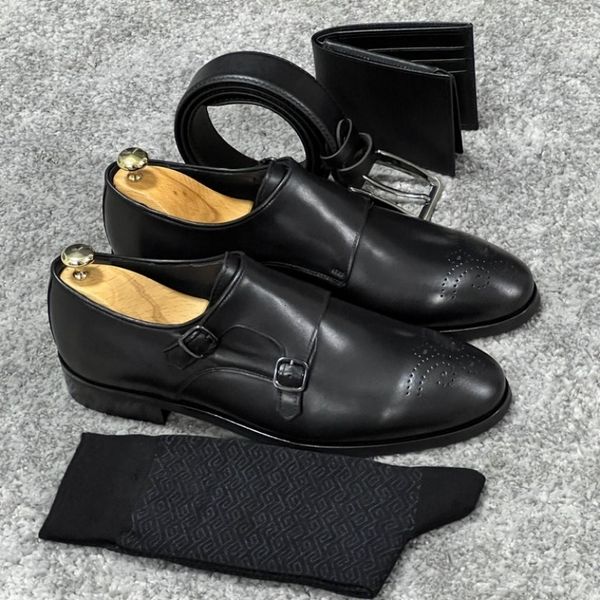 dress shoes double monk stap black round toe loafers for men with business sapatos para hombre 230422
dress shoes double monk stap black round toe loafers for men with business sapatos para hombre 230422