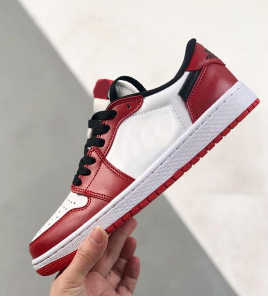 1 low black white men basketball shoes 1s black white red womens outdoor sports sneakers with box
1 low black white men basketball shoes 1s black white red womens outdoor sports sneakers with box