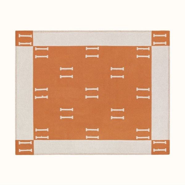 letter cashmere designer blanket soft wool scarf shawl portable warm plaid sofa bed fleece knitted throw 15 color size 140*170cm, Blue;gray
letter cashmere designer blanket soft wool scarf shawl portable warm plaid sofa bed fleece knitted throw 15 color size 140*170cm, Blue;gray