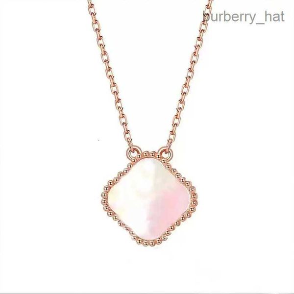 2022luxury designer necklace womens fashion 15mm flowers cleef pendant necklace jewelry for neck gold chain necklaces, Silver
2022luxury designer necklace womens fashion 15mm flowers cleef pendant necklace jewelry for neck gold chain necklaces, Silver