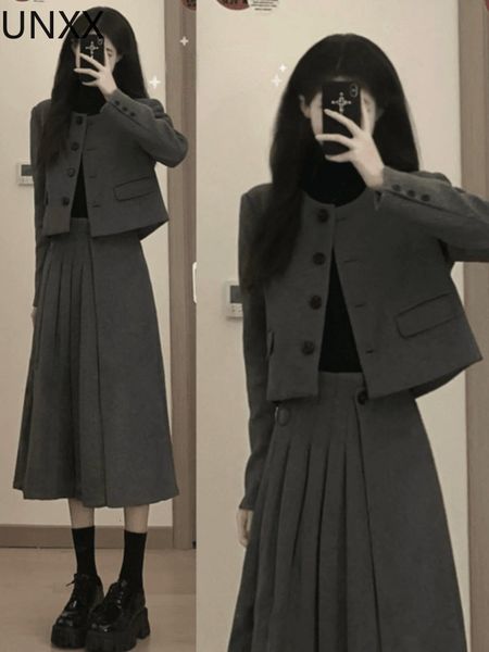 two piece dress unxx grey 2pcs suit women long sleeve button oneck jacket high waist pleated skirt korean kpop clothi preppy style 230422, White
two piece dress unxx grey 2pcs suit women long sleeve button oneck jacket high waist pleated skirt korean kpop clothi preppy style 230422, White