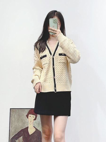 women's jackets sandro woman's cable-knit cardigan with long sleeves, fancy button faste, Black;brown
women's jackets sandro woman's cable-knit cardigan with long sleeves, fancy button faste, Black;brown