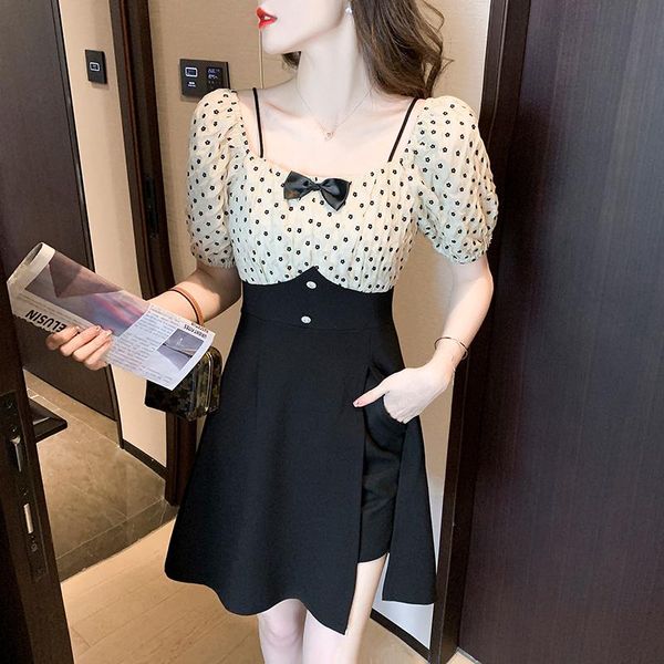 dress vrouwen nieuwe stip patchwork strik korte sets zomer nieuwe split vierkante kraag blouse + shorts twee stukken sets, White
dress vrouwen nieuwe stip patchwork strik korte sets zomer nieuwe split vierkante kraag blouse + shorts twee stukken sets, White