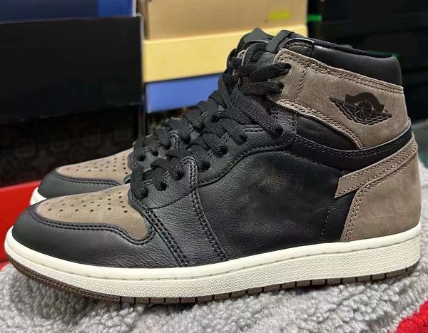 2023 authentic 1 high og palomino shoes brown suede black/metallic gold-palomino-sail mens women sports sneakers with original box dz5485-02
2023 authentic 1 high og palomino shoes brown suede black/metallic gold-palomino-sail mens women sports sneakers with original box dz5485-02