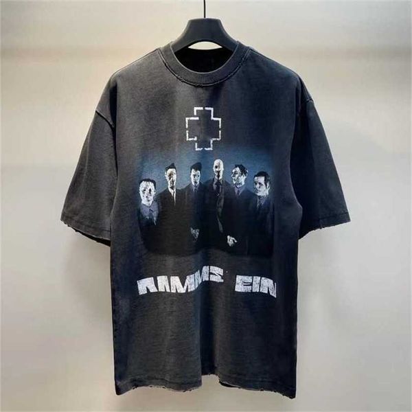22% off paris german chariot band portrait heavily washed damaged street short sleeve t-shirt same style for men and women couples, White;black
22% off paris german chariot band portrait heavily washed damaged street short sleeve t-shirt same style for men and women couples, White;black