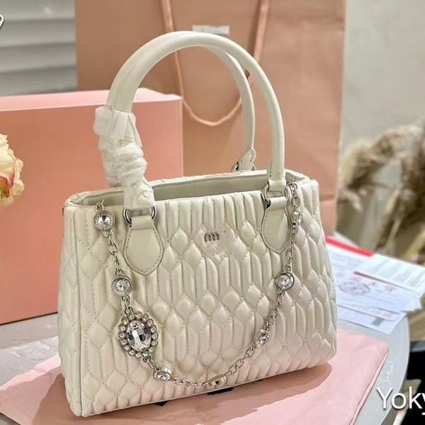 designer women's bag casual letter underarm bag crossbody bag fashion shopping bag hobo handbag luxury designer purse tote purse
designer women's bag casual letter underarm bag crossbody bag fashion shopping bag hobo handbag luxury designer purse tote purse
