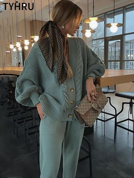 pants tyhru women knitting 2pieces sweater suit hemp flower vneck singlebreasted cardigan + pants lady winter sweater set, White
pants tyhru women knitting 2pieces sweater suit hemp flower vneck singlebreasted cardigan + pants lady winter sweater set, White
