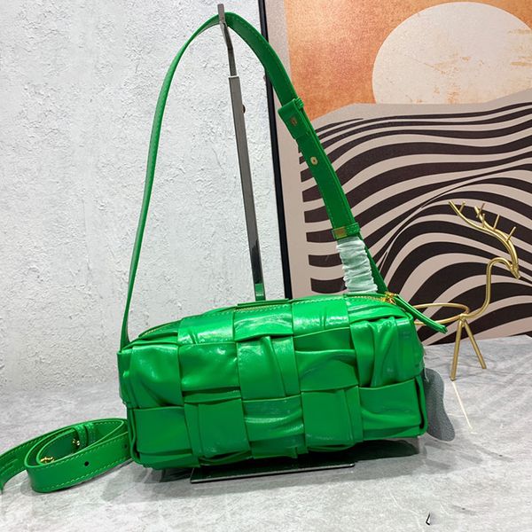 leather weave bag pleated crossbody armpit bag flap cloud bag shoulder bag designer luxury bag women handbags lettering clutch bags lady tot
leather weave bag pleated crossbody armpit bag flap cloud bag shoulder bag designer luxury bag women handbags lettering clutch bags lady tot