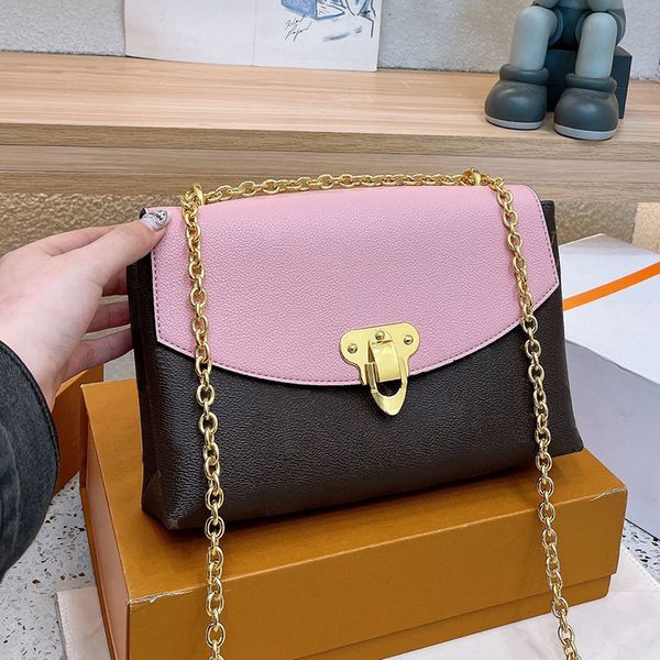 new style tote bag designer bags women shoulder crossbody handbag luxury flower messenger bags classic leather totes ladies wallet purse bac
new style tote bag designer bags women shoulder crossbody handbag luxury flower messenger bags classic leather totes ladies wallet purse bac