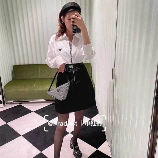22% off family spring/summer new temperament fashion triangle colored nylon slim dress, Black;gray
22% off family spring/summer new temperament fashion triangle colored nylon slim dress, Black;gray