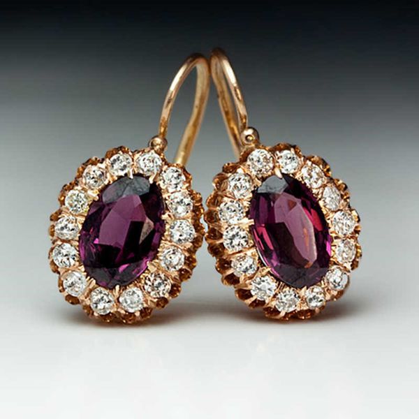 charm classic 925 silver needle gold plated inlay red zircon earrings delicate fashion metal engagement wedding jewelry w0422, Golden
charm classic 925 silver needle gold plated inlay red zircon earrings delicate fashion metal engagement wedding jewelry w0422, Golden
