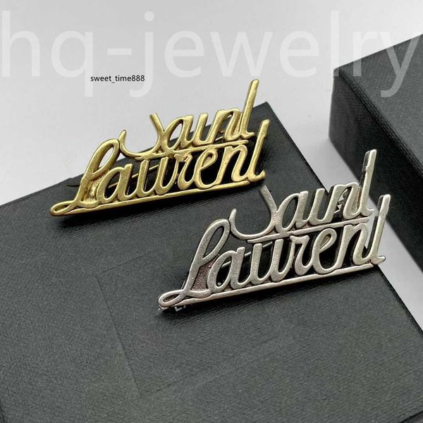 brooches gujia 2021 new style glass pearl bee clothing neckpin versatile fashion popular brooch fashion original packaging8, Gray
brooches gujia 2021 new style glass pearl bee clothing neckpin versatile fashion popular brooch fashion original packaging8, Gray
