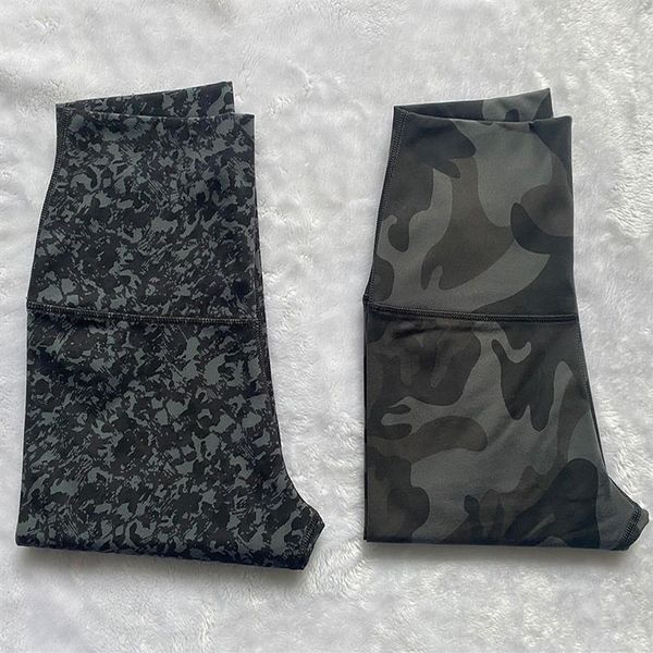 2022 lycra materials print women's slim yoga legging stitching print sport wear fashion brand fitness tights high waist 210u
2022 lycra materials print women's slim yoga legging stitching print sport wear fashion brand fitness tights high waist 210u
