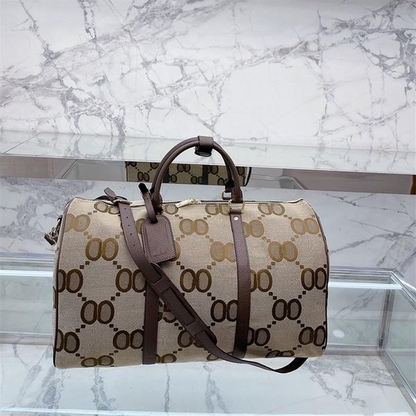 duffle bags designer luxurys travel bags material canvas casual style handbag letter design men and women travel large capacity tr200e
duffle bags designer luxurys travel bags material canvas casual style handbag letter design men and women travel large capacity tr200e