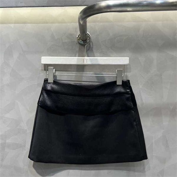 24% off family spring/summer new trendy and cool fashion contrast color small edge waist slim a-line half length skirt, Black
24% off family spring/summer new trendy and cool fashion contrast color small edge waist slim a-line half length skirt, Black