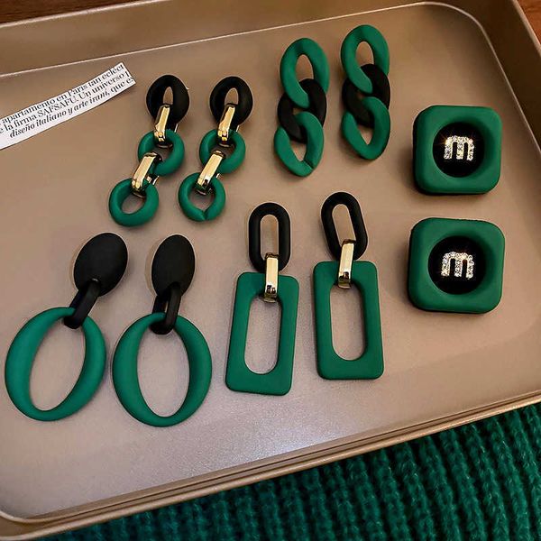 charm green color big geometric earrings korean long acrylic square round earrings vintage dangle drop earrings gifts for women w0422, Golden
charm green color big geometric earrings korean long acrylic square round earrings vintage dangle drop earrings gifts for women w0422, Golden