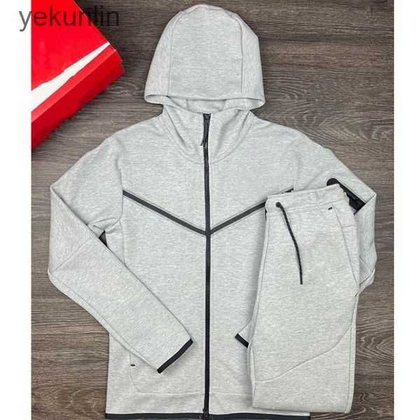 tracksuit men's nake tech trapstar track suits hoodie europe american basketball football rugby two-piece with women's hoodie jack, Gray
tracksuit men's nake tech trapstar track suits hoodie europe american basketball football rugby two-piece with women's hoodie jack, Gray