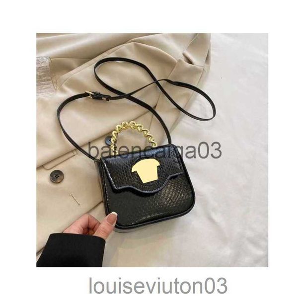 designer versage bag tote shoulder handbag crossbody messenger bag luxurious fashion men woman summer pu magnetic buckle makeup bag
designer versage bag tote shoulder handbag crossbody messenger bag luxurious fashion men woman summer pu magnetic buckle makeup bag
