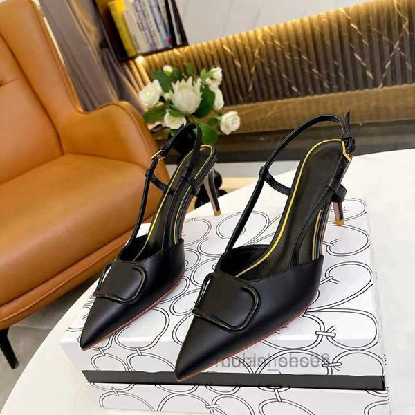 designer women's high heeled sandals new fashion leather office slippers party shoes with pointed toe size 35-43 8.5cm, Black
designer women's high heeled sandals new fashion leather office slippers party shoes with pointed toe size 35-43 8.5cm, Black