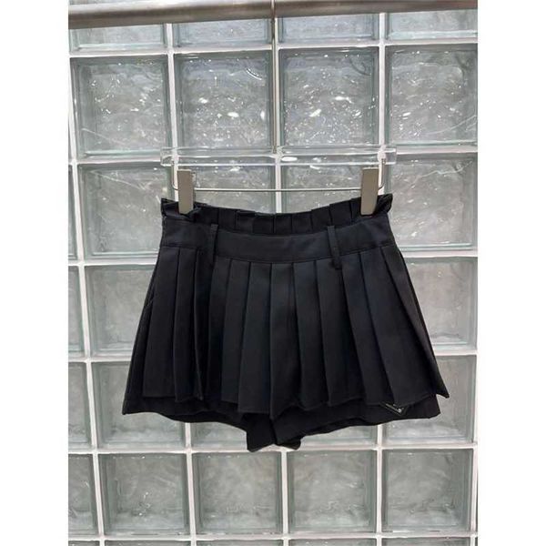 20% off family summer new fashion classic color home label decoration korean version versatile reduced age pleated short skirt, Black
20% off family summer new fashion classic color home label decoration korean version versatile reduced age pleated short skirt, Black