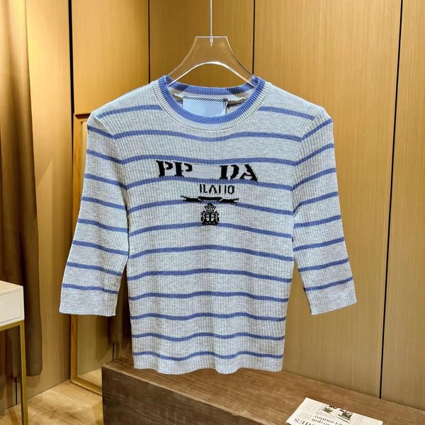 women's t shirt designer tshirt women shirts short sleeve tees fashion round neck blue stripe classic print sunscreen womens clothes, White
women's t shirt designer tshirt women shirts short sleeve tees fashion round neck blue stripe classic print sunscreen womens clothes, White