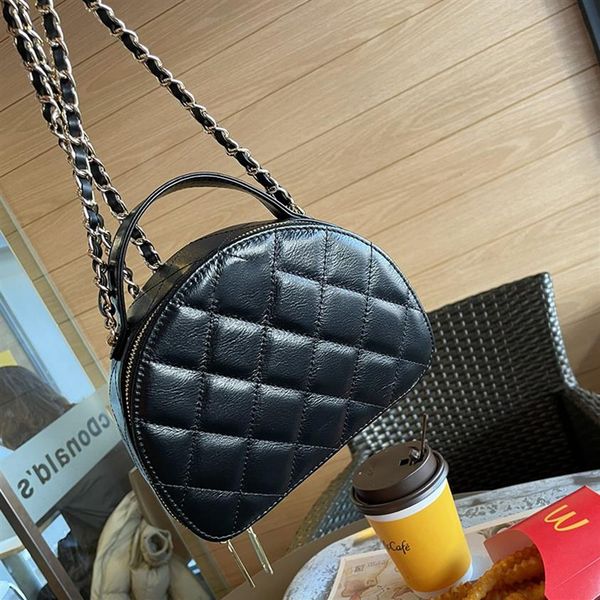 womens designer calfskin vanity calfskin bags with handle totes gold metal hardware matelasse chain crossbody shoulder cosmeti2121
womens designer calfskin vanity calfskin bags with handle totes gold metal hardware matelasse chain crossbody shoulder cosmeti2121