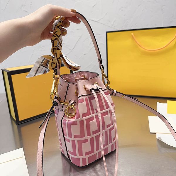 designer bags bucket crossbody women baguette bag leather shoulder handbag ladies purses simple plain messenger tote bags luxurys handbag br
designer bags bucket crossbody women baguette bag leather shoulder handbag ladies purses simple plain messenger tote bags luxurys handbag br