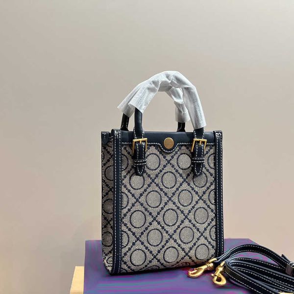 shoulder bag luxury handbags designer crossbody bags women vintage print mini tote fashion canvas handbag lady mirror quality bags purse 230
shoulder bag luxury handbags designer crossbody bags women vintage print mini tote fashion canvas handbag lady mirror quality bags purse 230