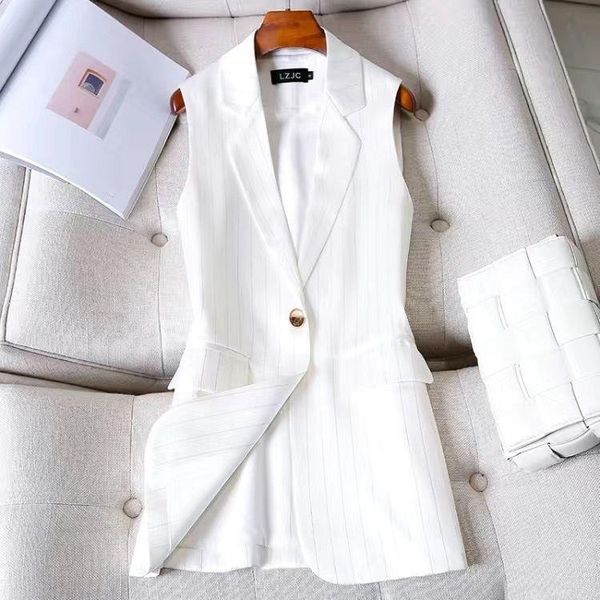 vests l3xl new ol fashion women suit vest style elastic waist slim elegant office big size female black jackets chaleco mujer, Black;white
vests l3xl new ol fashion women suit vest style elastic waist slim elegant office big size female black jackets chaleco mujer, Black;white