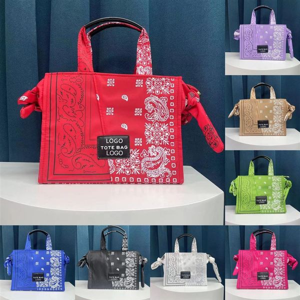 handbags paisley bandana graffiti female ladies luxury designer purses and handbags tote bag243t
handbags paisley bandana graffiti female ladies luxury designer purses and handbags tote bag243t