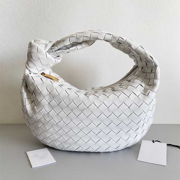 designer bag jodie 23 spring/summer underarm medium simple twisted handbag one wrist leather shoulder crossbody bags logo zc
designer bag jodie 23 spring/summer underarm medium simple twisted handbag one wrist leather shoulder crossbody bags logo zc