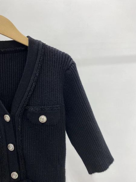 dresses women half sleeve metal buttons slim waist autumn winter knitted mini dress, Black;gray
dresses women half sleeve metal buttons slim waist autumn winter knitted mini dress, Black;gray