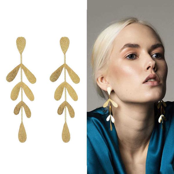 charm new trendy matte golden metal leaves earrings chic jewelry teardrop design willow leaf chains tassel dangle earrings w0422
charm new trendy matte golden metal leaves earrings chic jewelry teardrop design willow leaf chains tassel dangle earrings w0422