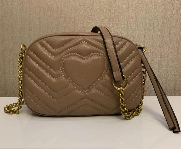 2024luxurys women chain crossbody bags designers heart v wave pattern shoulder bags messenger bags pruse chain tote
2024luxurys women chain crossbody bags designers heart v wave pattern shoulder bags messenger bags pruse chain tote