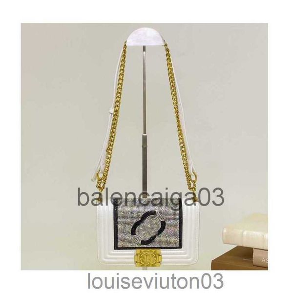 designer channel bag tote shoulder handbag crossbody fashion bag luxurious high beauty diamond inlay leather makeup messenger bag
designer channel bag tote shoulder handbag crossbody fashion bag luxurious high beauty diamond inlay leather makeup messenger bag