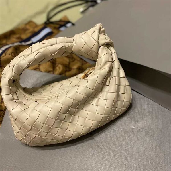 women handbags bottegas bags venetas mini woven knotted croissant dumpling cloud hand leather hand armpit women 2023 new 18redlil
women handbags bottegas bags venetas mini woven knotted croissant dumpling cloud hand leather hand armpit women 2023 new 18redlil