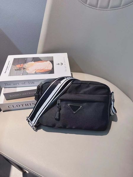 designer nylon high shoulder bag mens womens luxury wallet messenger bag womens clutch 21cm handbag fashion mini square bag
designer nylon high shoulder bag mens womens luxury wallet messenger bag womens clutch 21cm handbag fashion mini square bag