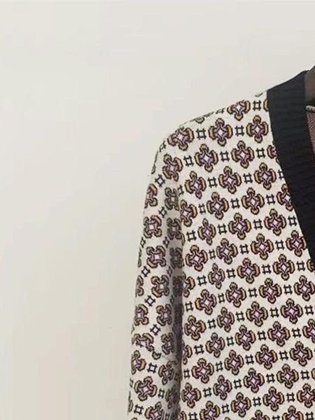 sweaters women geometric jacquard sweater autumn winter loose single breasted lady vintage knitted cardigan 2022 vneck knit coat, White;black
sweaters women geometric jacquard sweater autumn winter loose single breasted lady vintage knitted cardigan 2022 vneck knit coat, White;black