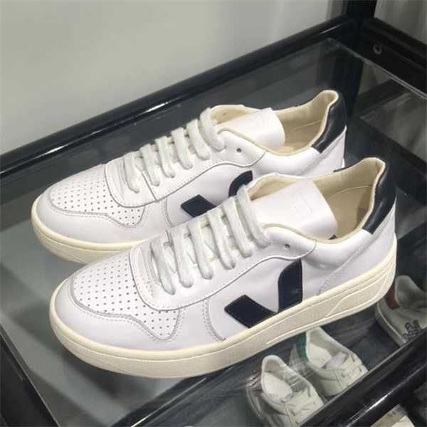 vintage men shoes v- calfskin trainers veja esplar extra sneakers women leather shoes mesh lace-up white casual shoes with box no33 from a, Black
vintage men shoes v- calfskin trainers veja esplar extra sneakers women leather shoes mesh lace-up white casual shoes with box no33 from a, Black