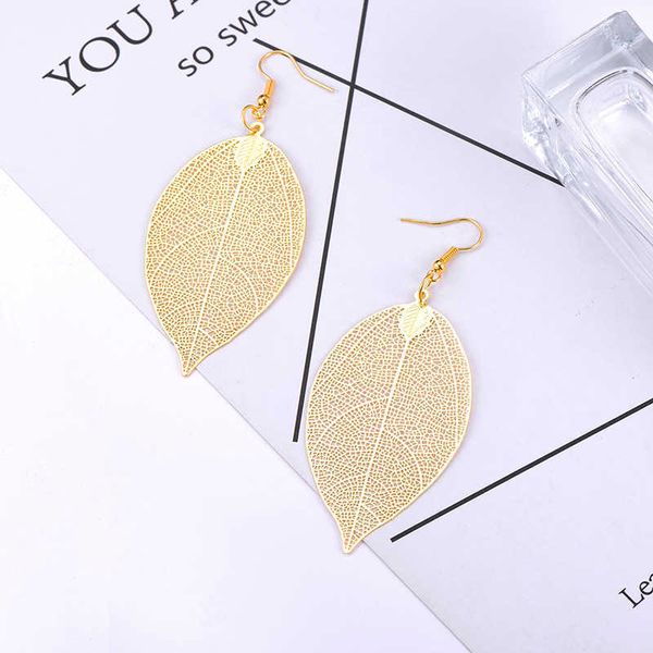 charm fashion leaf drop dangle earrings for women boho long vintage hollow earings fashion jewelry pendientes moda para las mujeres w0422, Golden
charm fashion leaf drop dangle earrings for women boho long vintage hollow earings fashion jewelry pendientes moda para las mujeres w0422, Golden