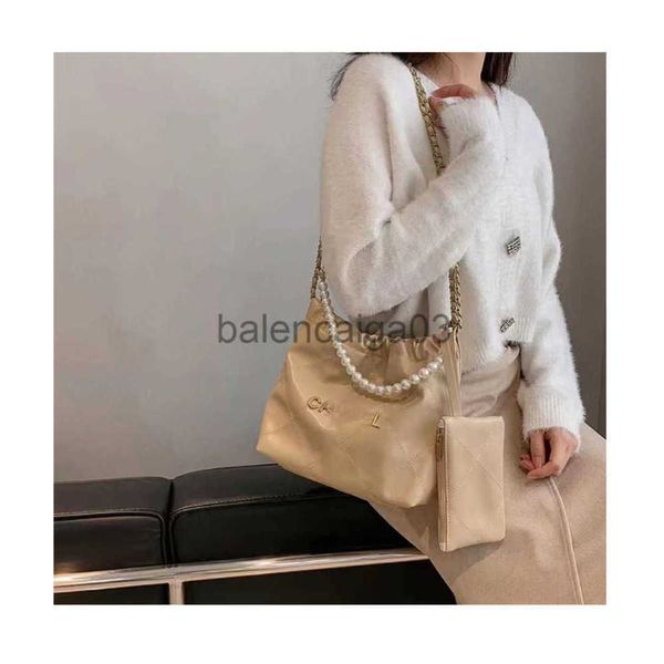 designer channel bag tote shoulder luxurys fashion brands handbag crossbody purse bag man woman leather large capacity black white even mess
designer channel bag tote shoulder luxurys fashion brands handbag crossbody purse bag man woman leather large capacity black white even mess