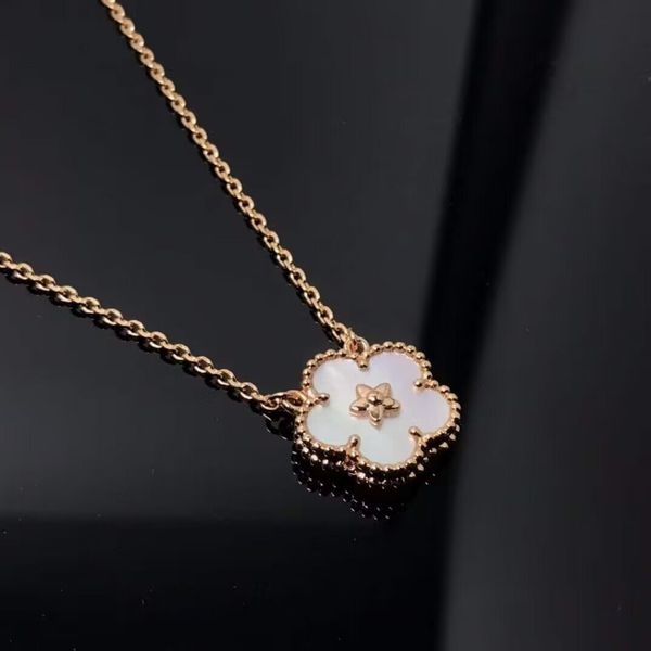 original 2023 plum blossom designer jewelry set pendant choke necklace bracelet elegant 18k rose gold vc engrave chain fashion summer girls, Silver
original 2023 plum blossom designer jewelry set pendant choke necklace bracelet elegant 18k rose gold vc engrave chain fashion summer girls, Silver