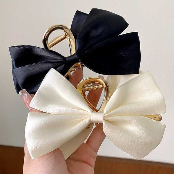pink barrette korean version niche large black bow grip hair accessory ins premium satin bow alloy shark clip, Golden;silver
pink barrette korean version niche large black bow grip hair accessory ins premium satin bow alloy shark clip, Golden;silver