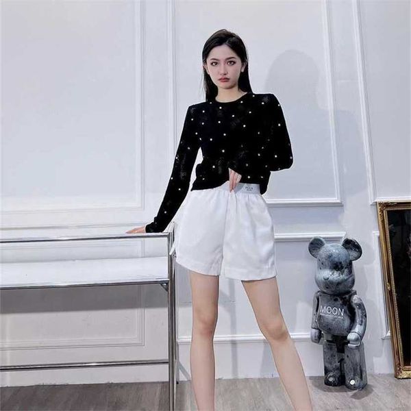 24% off family spring/summer new style letter ribbon waist straight tube slim casual shorts, Black;white
24% off family spring/summer new style letter ribbon waist straight tube slim casual shorts, Black;white